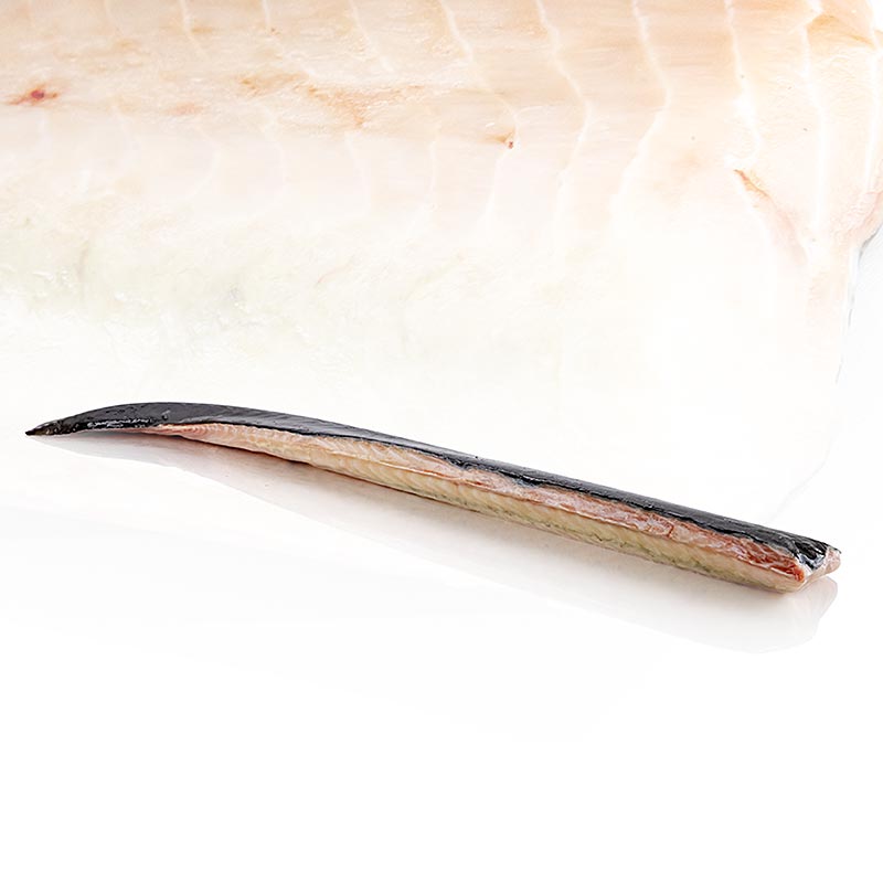 Fillet of breeding sturgeon (Acipenser baerii) with skin - about 900 g - vacuum