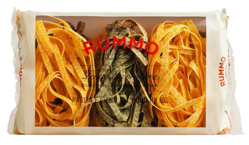 Paglia e fieno all`uovo, pasta telur dengan bayam, rummo - 250 gram - mengemas