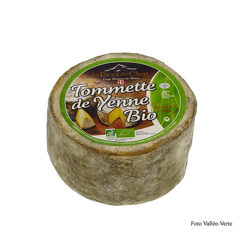 Tommette de Yenne, French raw milk cheese, wheel, ORGANIC - approx. 800 g - film