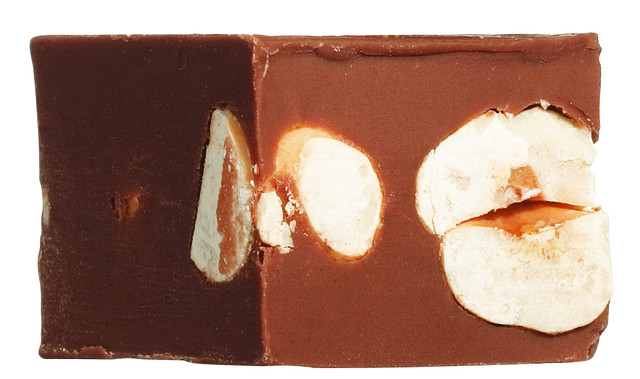 Torinesi alla nocciola, sfusi, praline gianduia aux noisettes entieres, en vrac, caffarel - 2 500 g - sac