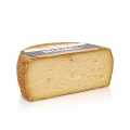 Michel, hard cow and goat cheese, 14-16 months, half wheel, organic - approx. 2.25 kg - film Michel, hard cow and goat cheese, 14-16 months, half wheel, organic - approx. 2.25 kg - film